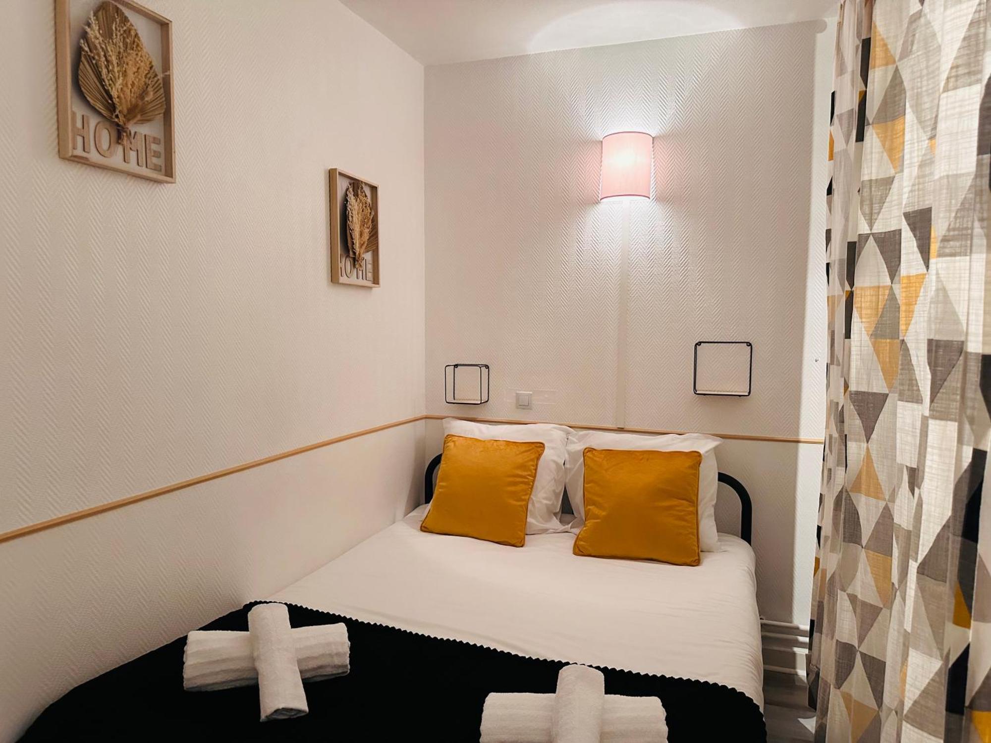 Orleans Centre Proche Gare - Appartement Fonctionnel Residence Calme Parking Prive Gratuit - Le Central Elegance Luaran gambar